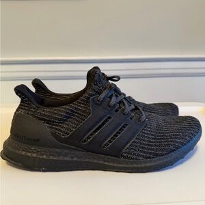 Adidas Men’s black/gray Knit Ultraboost shoes 12.5